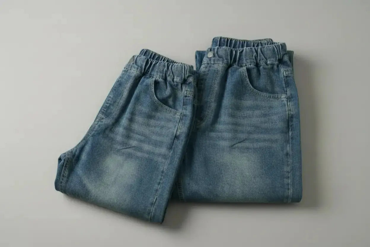 Le duo de jeans Denim Complice COLLAB